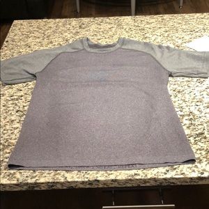 Men’s small lulu lemon metaltech shirt